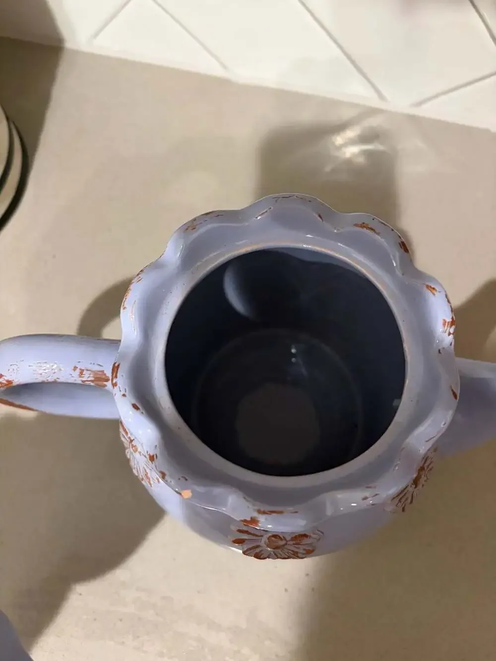 Countryside ceramic teapot